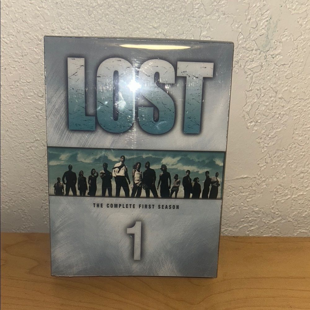 Lost: The Complete First Season DVD